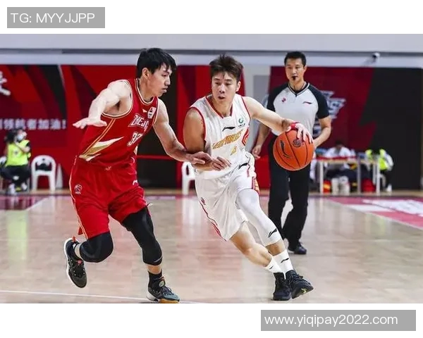 深圳羽毛球队以73分领跑挑战赛积分榜展现强劲实力 深圳羽毛球队以73分领跑挑战赛积分榜展现强劲实力